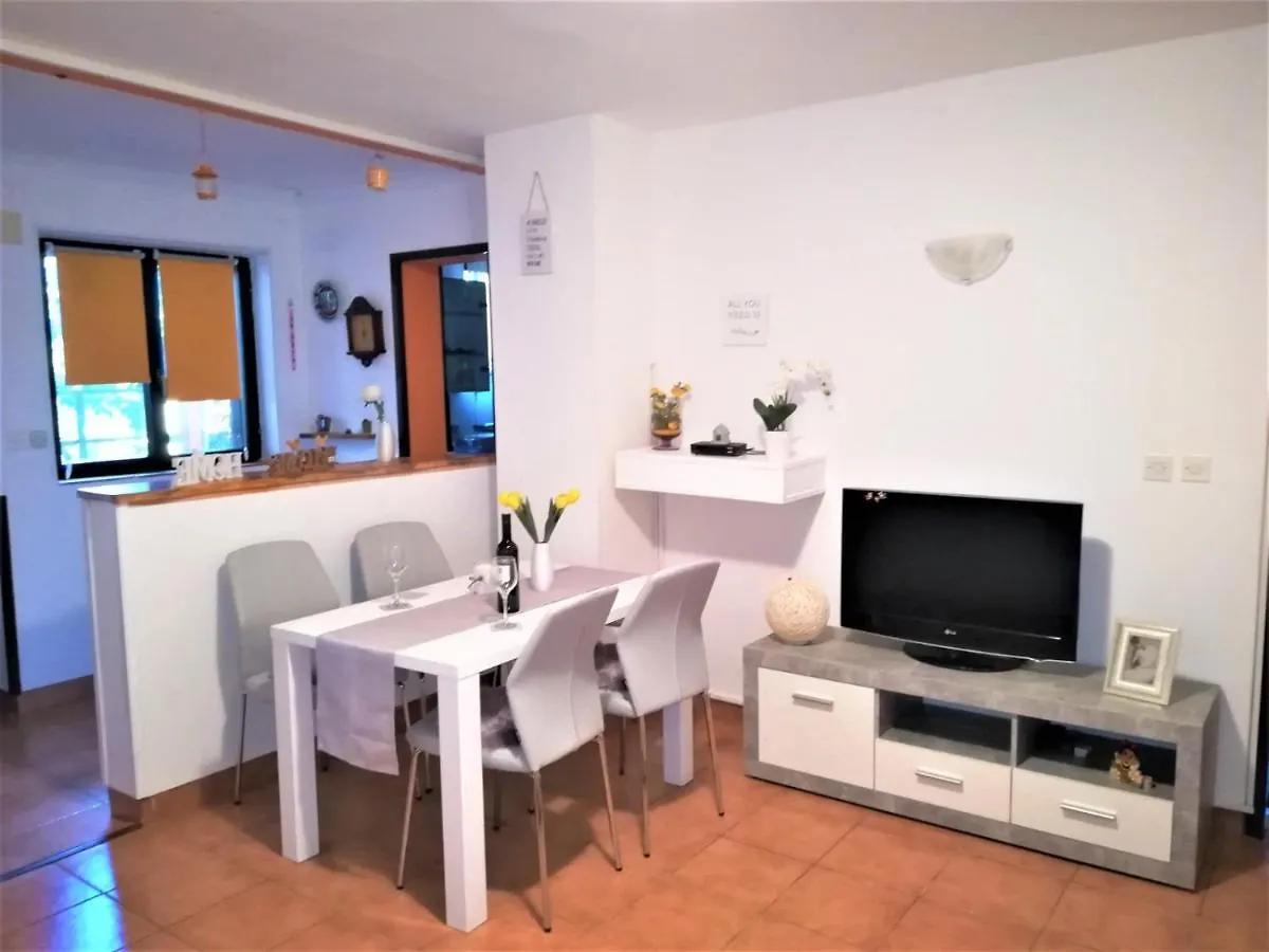 Apartment D&N Pula